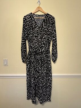 Black and White Long Sleeve Wrap Midi Dress